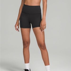 Lululemon wunder train shorts